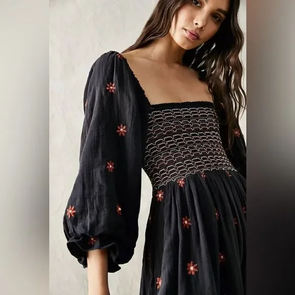 NEW FREE PEOPLE DAHLIA EMBROIDERED MAXI DRESS - Picture 3 of 3